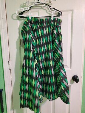 Halloween in Harlequin Green